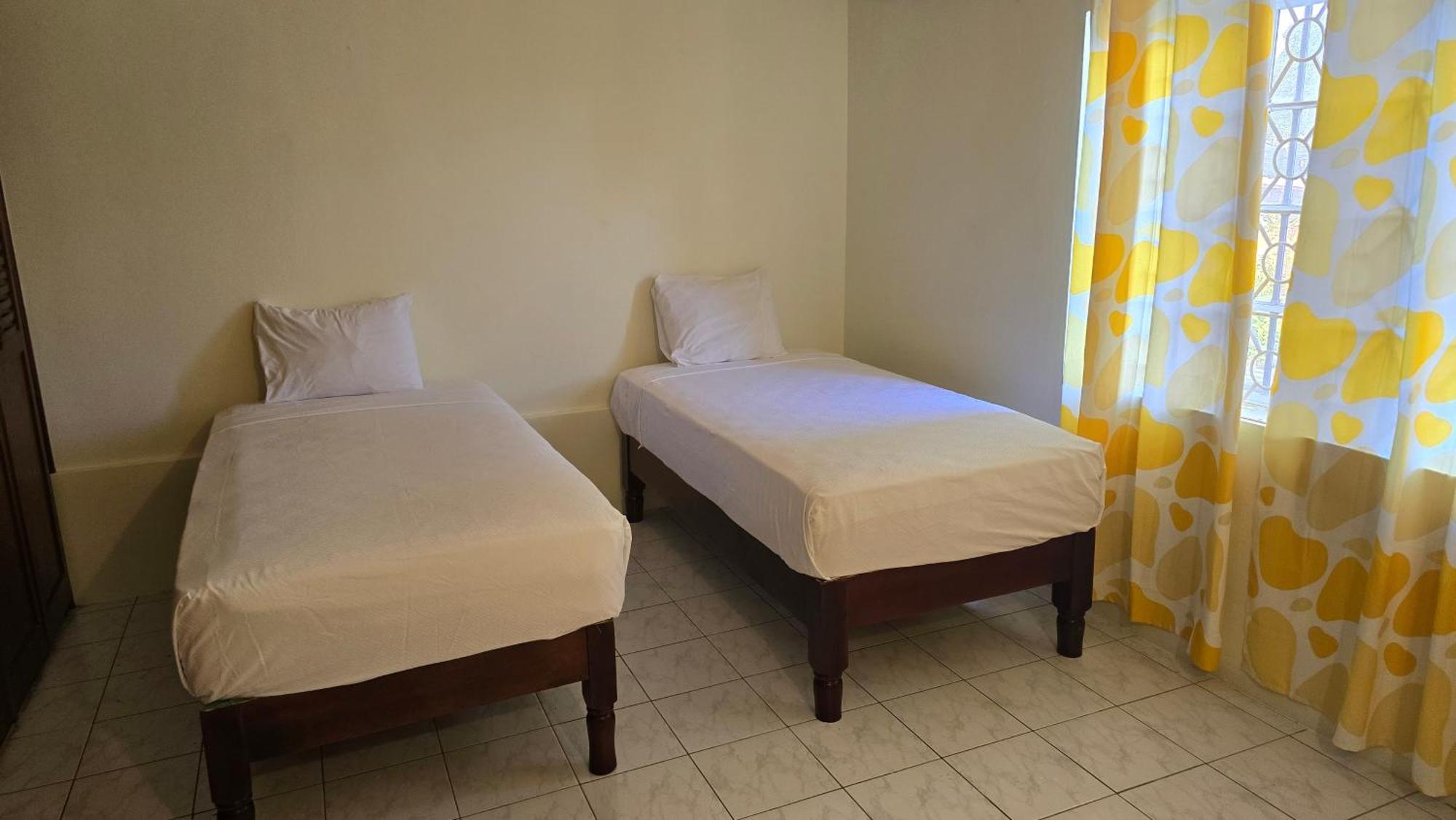 Wizzy Apartment White River Очо Риос Стая снимка